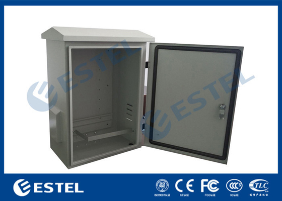 IP55 Pole Mounted Enclosure 19 Inch Rack Kabinet Baterai Luar Ruangan Kecil