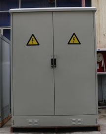 Single Wall Two Bay Outdoor Battery Cabinet Dengan Rak 8 Lapisan Dua Pintu Depan Dua Pintu Belakang