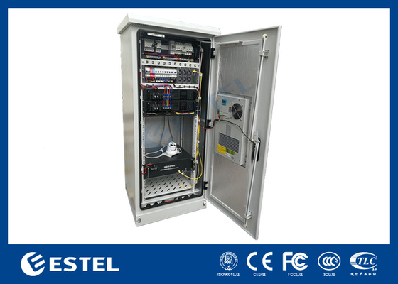 Kabinet Baterai Double Wall Floor dengan Unit Pemantauan dan PDU