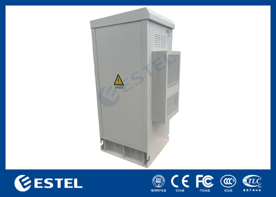 32U IP55 Outdoor Integrated Power Cabinet Dengan Distribusi Daya Dan Sistem Pemantauan