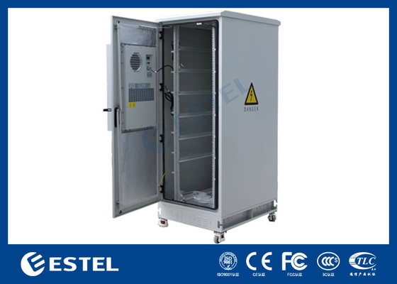 Standar 38U Outdoor Data Cabinet Dengan DC AC Dan Roda Mudah Untuk Pindah