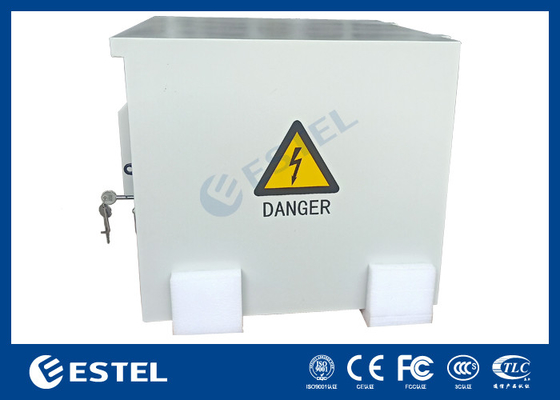 Polyester Powder Coating Outdoor Telecom Cabinet Dengan Dua AC220V 50Hz Fans ET6060500A-9U