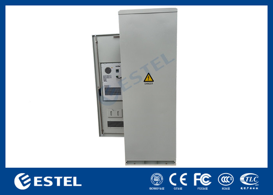 IP55 Galvanized Outdoor Telecom Equipment Cabinet Dengan 200A Rectifier System