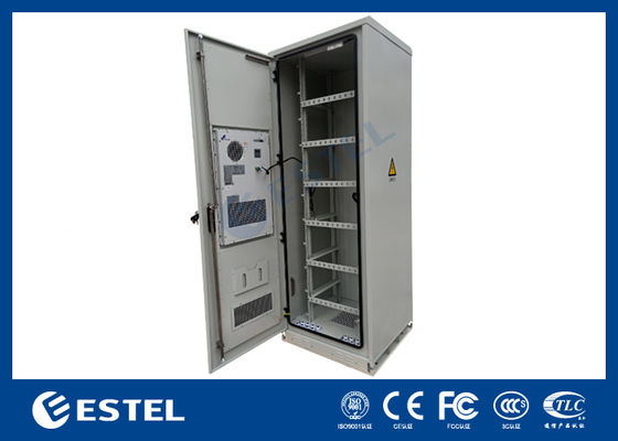 45U Outdoor Telecom Cabinet dengan PDU High-Performance Power Management untuk Telekomunikasi